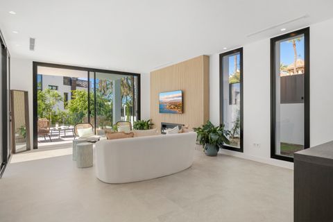 Villa i Marbella, Malaga, Marbella - € 3.450.000 | Ref: ALM5126935 - foto 20